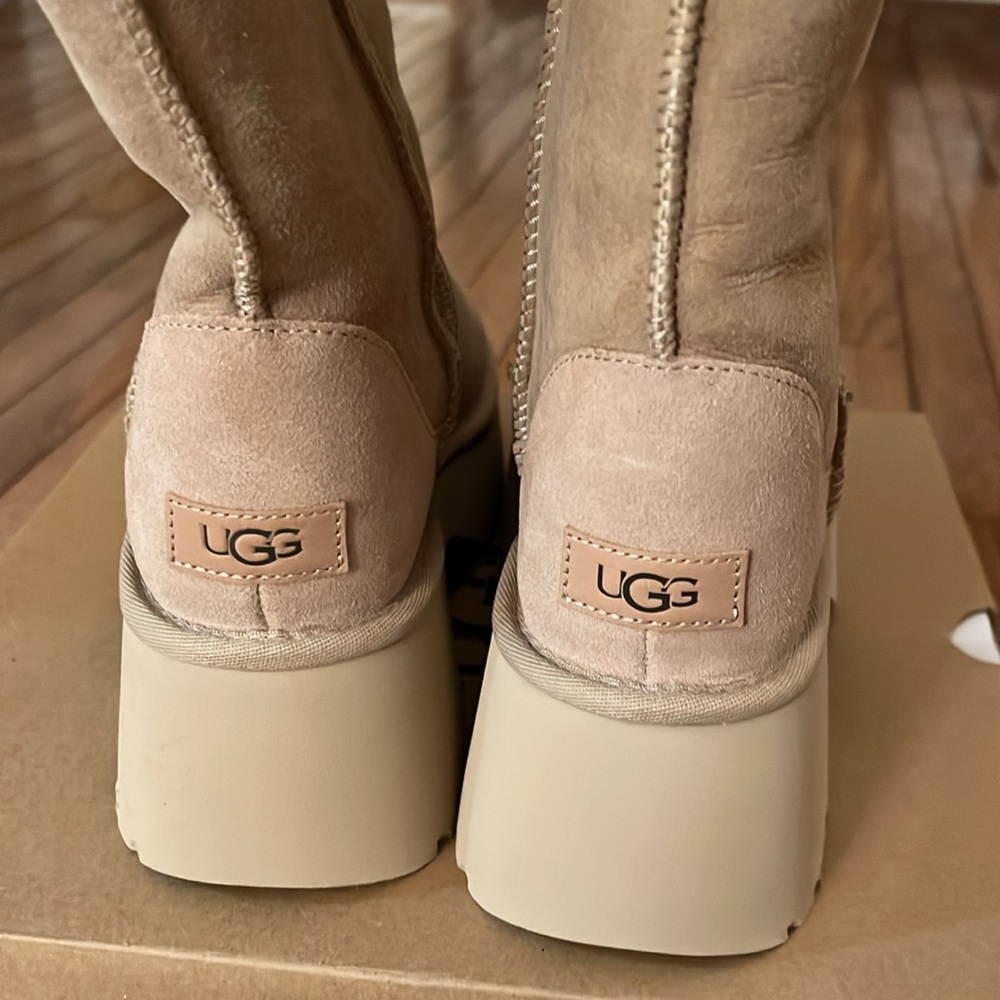 UGG Classic New Heights Genuine Shearling Cuffable Boot - Picture 6 of 16